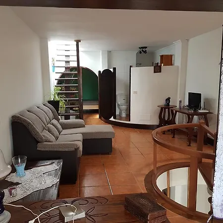 Casa Maestro Lolo * Фамара