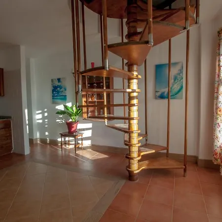 Casa Maestro Lolo Фамара